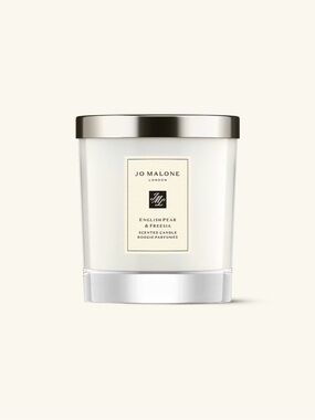 Jo Malone English Pear and Freesia 200g Candle 
Brand New